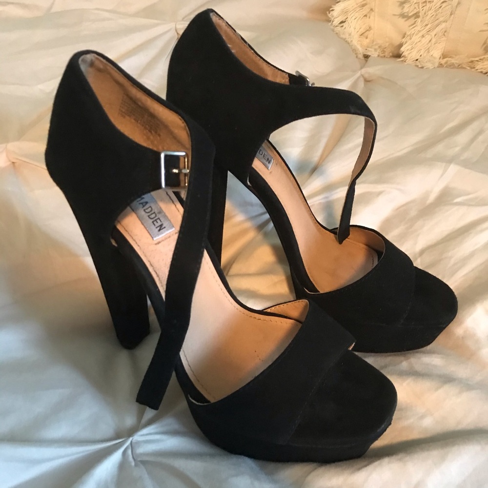 Steve Madden black heels